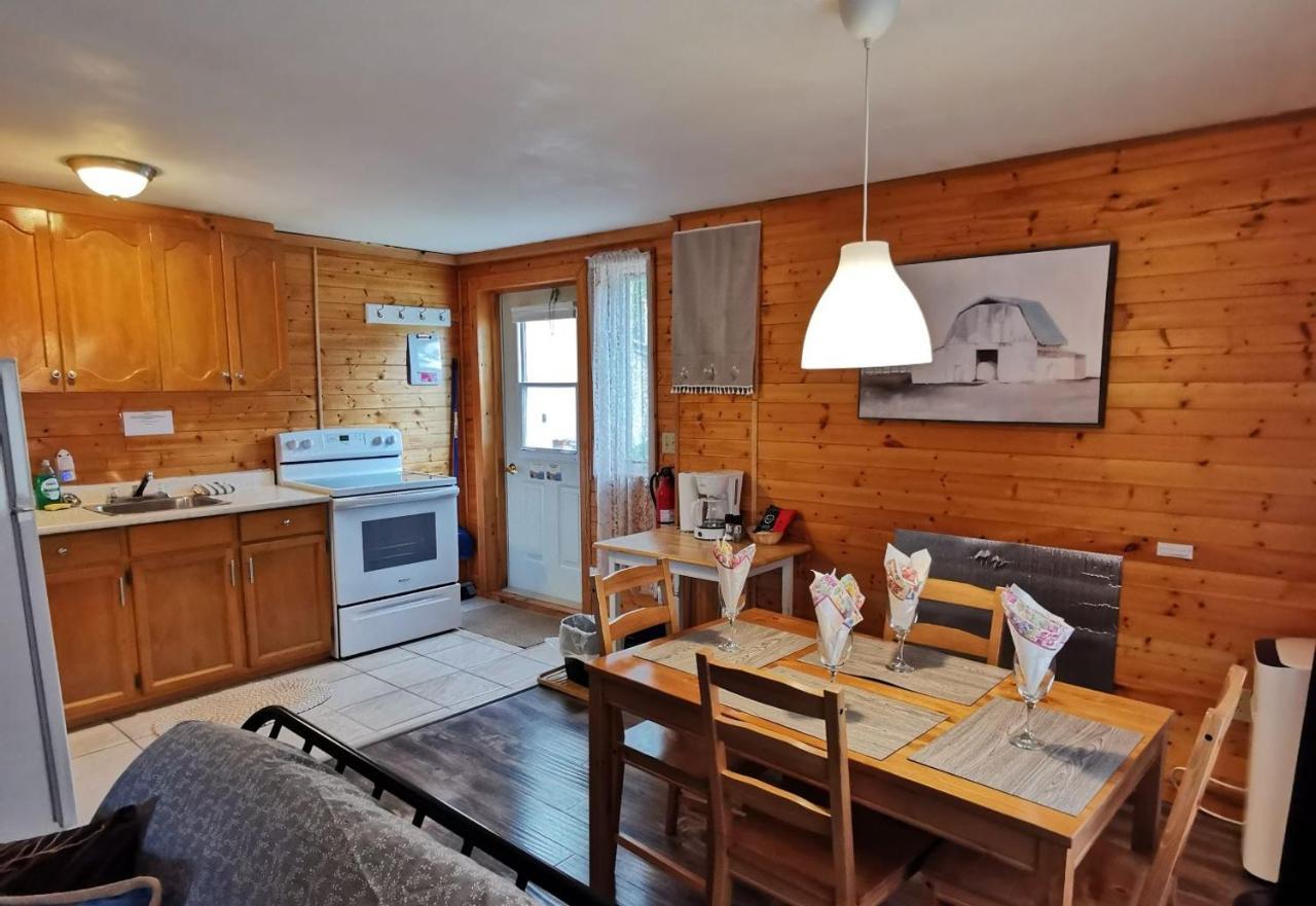 Knotty Pine Cottages, & Chalet Ingonish